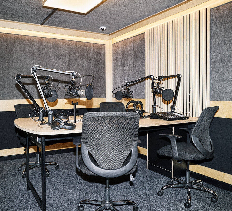 Podcast Studios | 24/7 Podcast Recording Studios | PIRATE