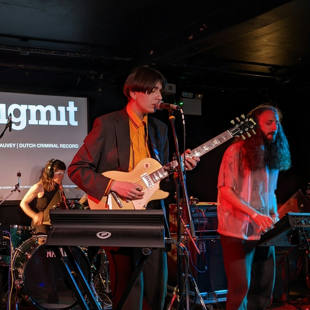 Pirate artists and competition winners performing at a Gigmit event