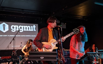 Pirate artists and competition winners performing at a Gigmit event