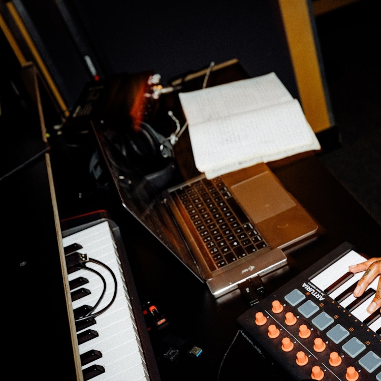 Music production courses Find teachers from £20/hour