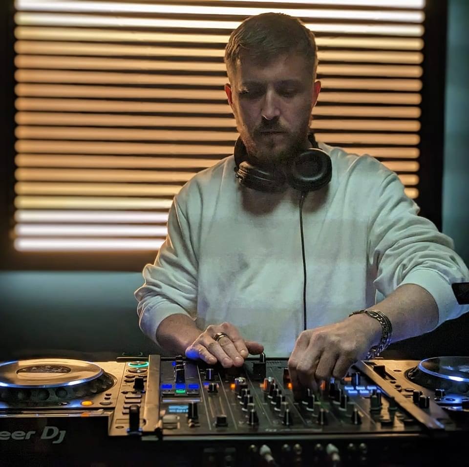 Jack Barton - DJ & Music Production Teacher | PIRATE.COM