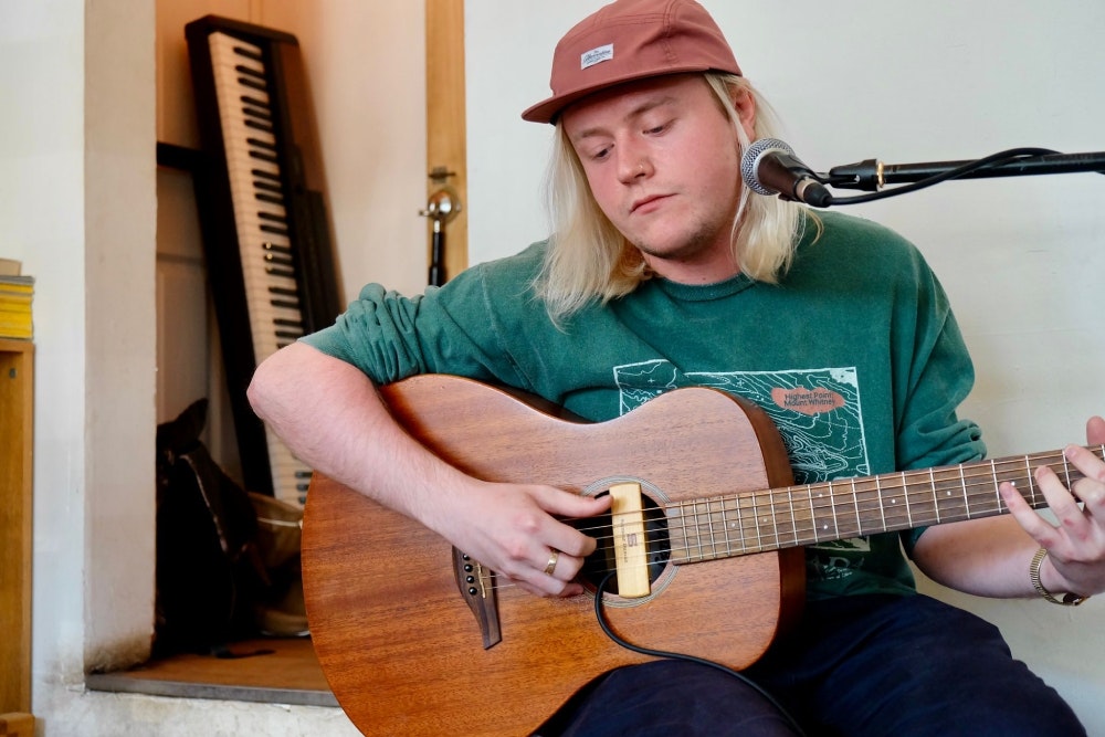 Barnaby Miller-Latham - Guitar & Music Production Teacher | PIRATE.COM