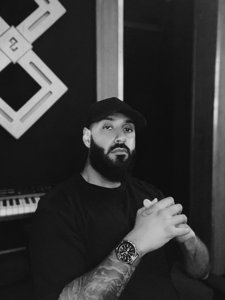 Rav Chana - Music Production Teacher | PIRATE.COM