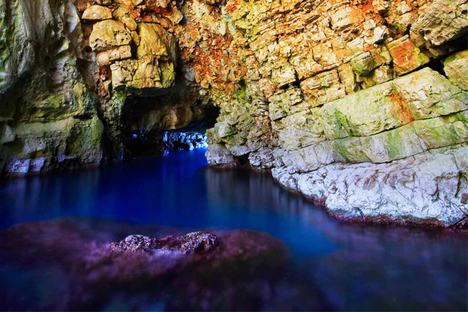 Odysseuss-cave-day-trip-to-mljet-island-from-dubrovnik