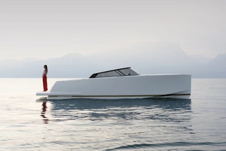 VanDutch 32 boat