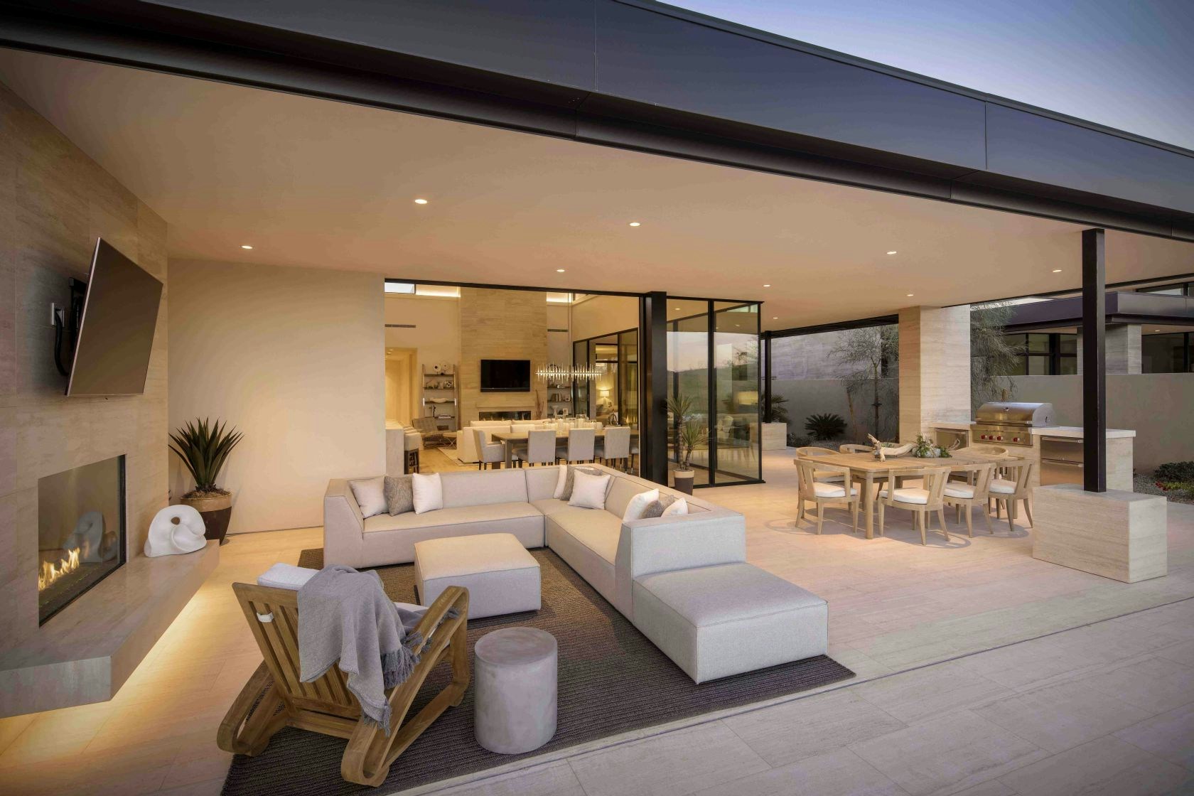 The real estate offerings at Summit all feature awe-inspiring views.