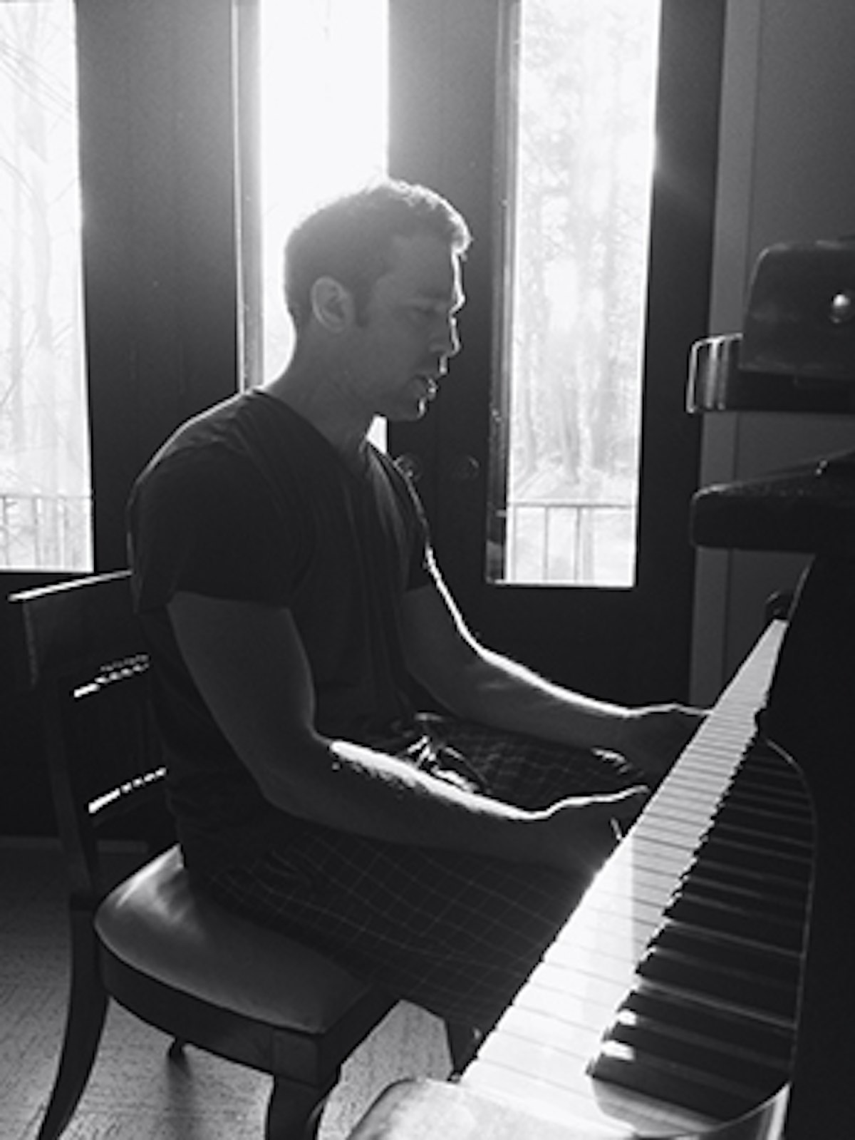 Mason warms up in the Gifford Residence; photo by Chen.