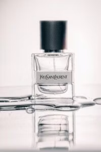 pesce-huang-mq73cWf9ZAQ-unsplash-200x300.jpg bottle, cosmetics, perfume