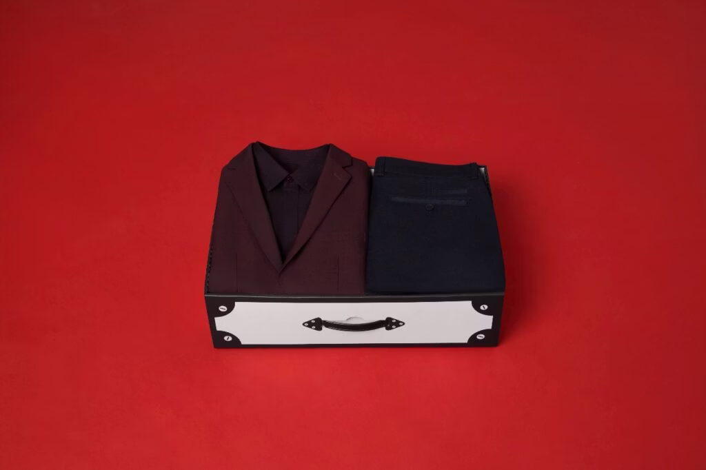 OUTFITTERY Box mit dunkelrotem Sakko