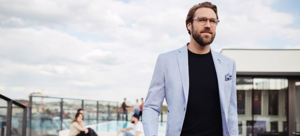 blazer, coat, jacket, suit, shirt, adult, male, man, person, glasses