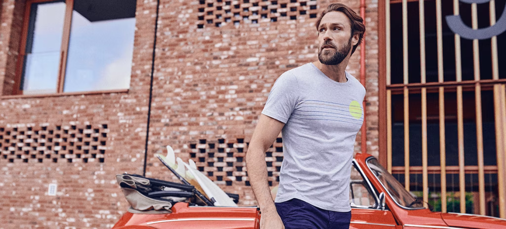 clothing, t-shirt, adult, male, man, person, brick