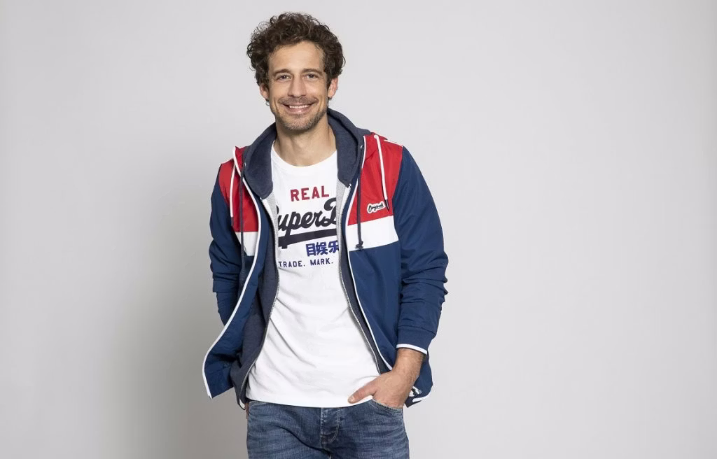 coat, jacket, adult, male, man, person, sweater, sweatshirt, hoodie, shirt