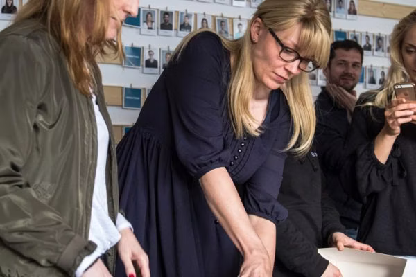 adult, female, person, woman, face, head, glasses, male, man, mobile phone