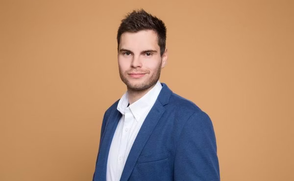 face, head, person, smile, photography, portrait, formal wear, suit, blazer, man