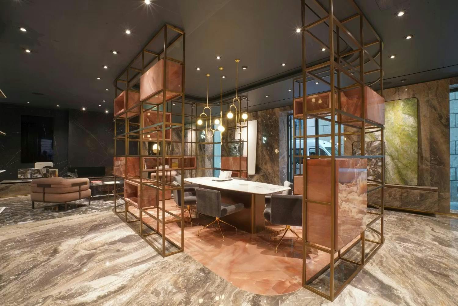showroom1