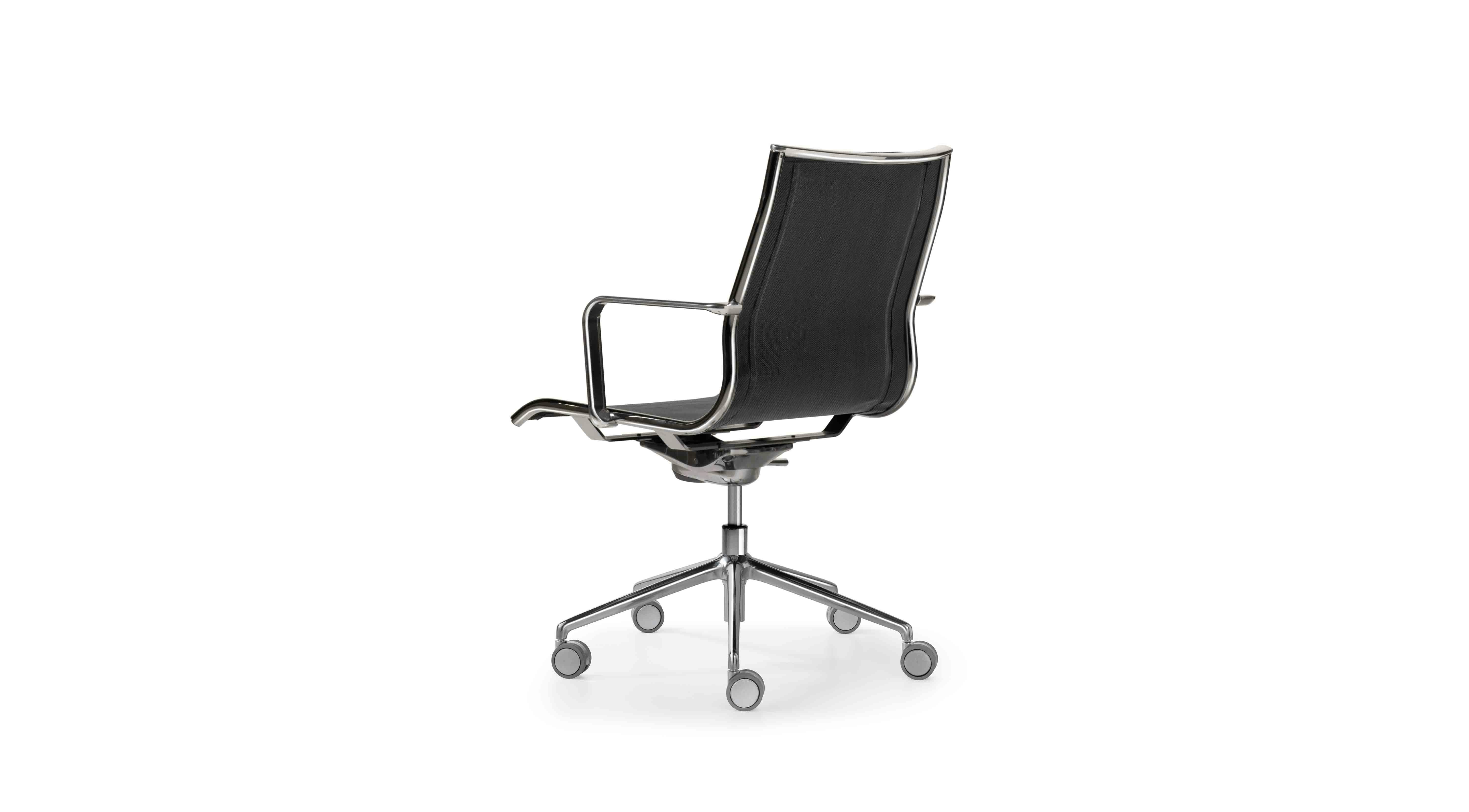 the-season-net-chro-bas-hr-06