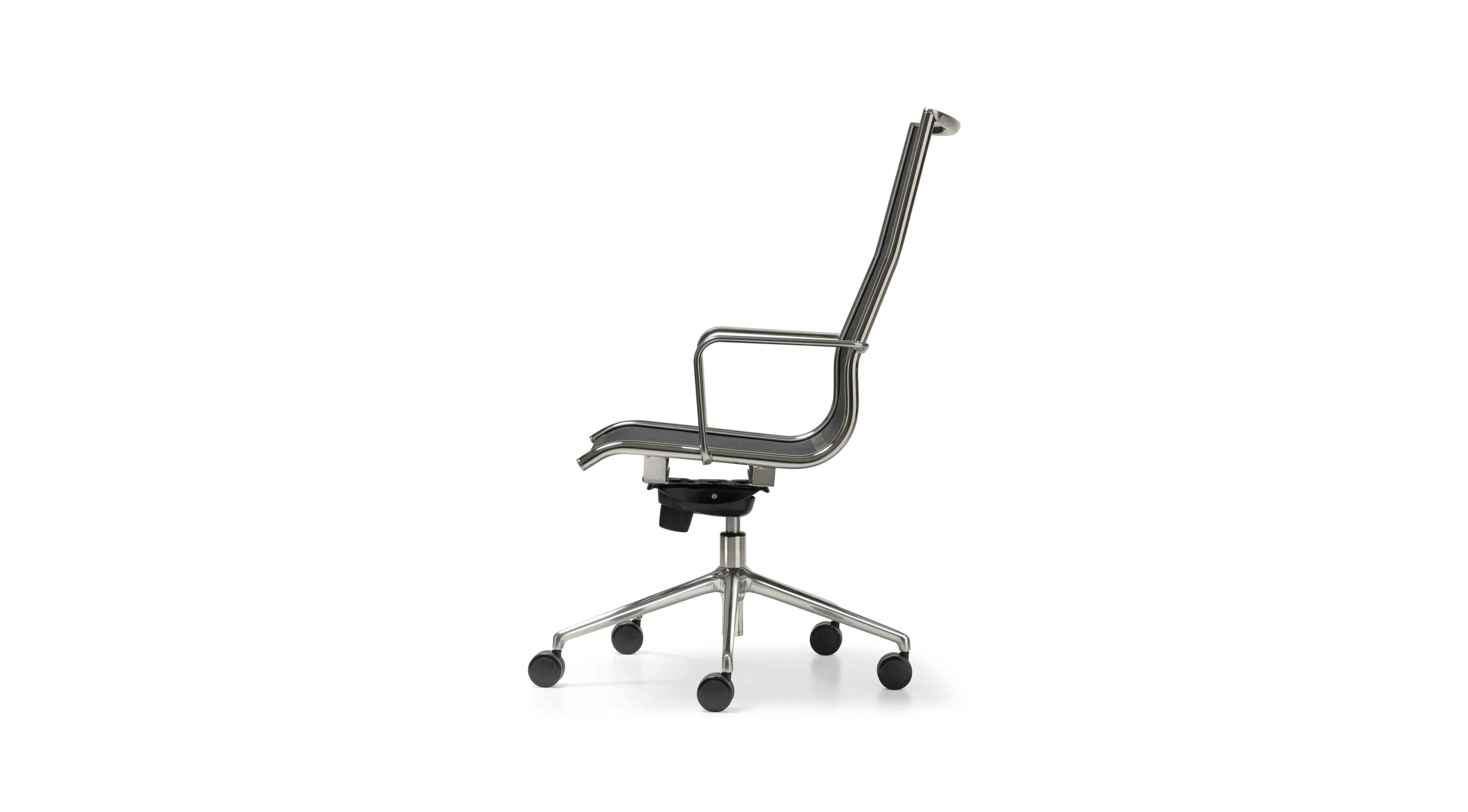 the-season-net-chro-hr-03