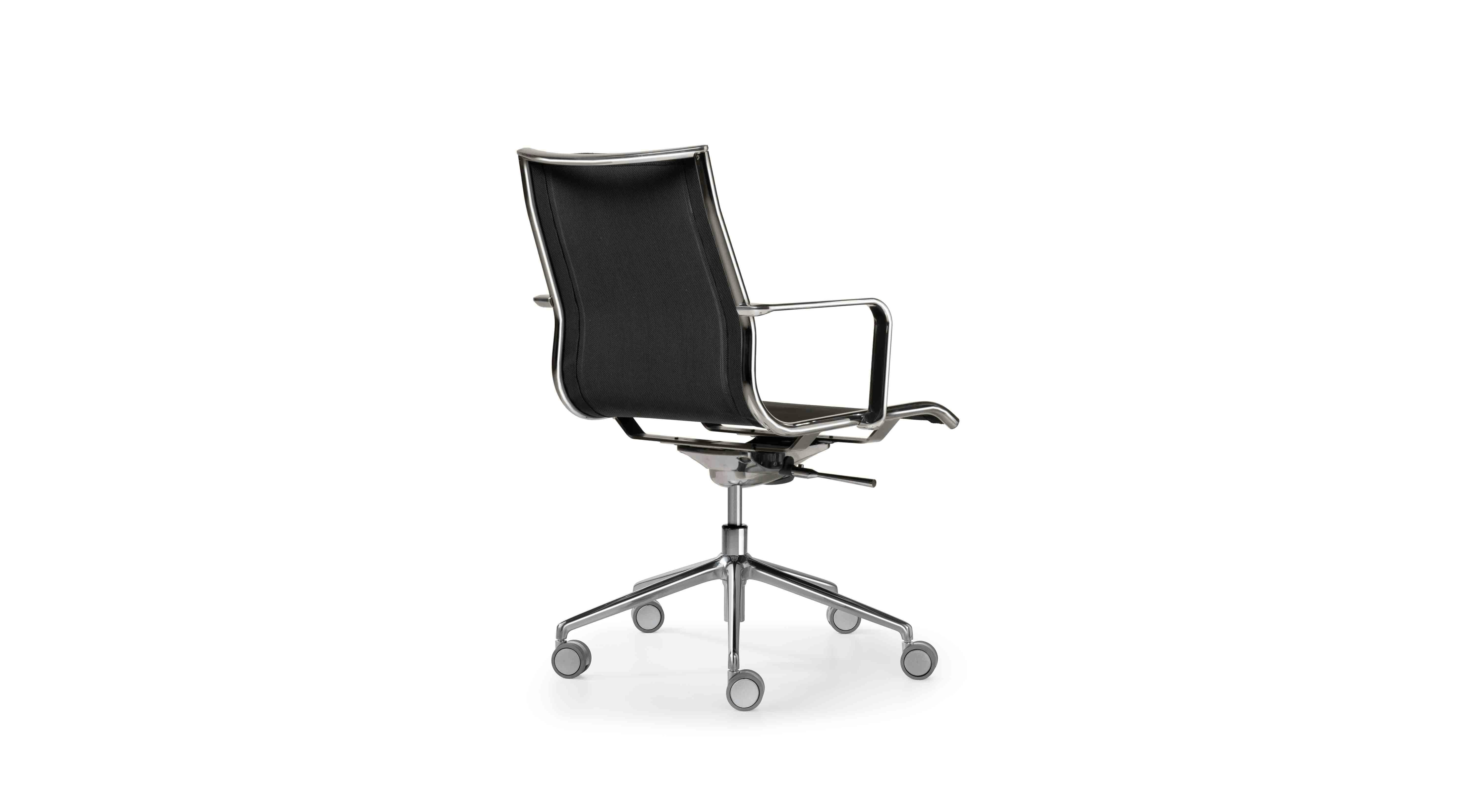 the-season-net-chro-bas-hr-04
