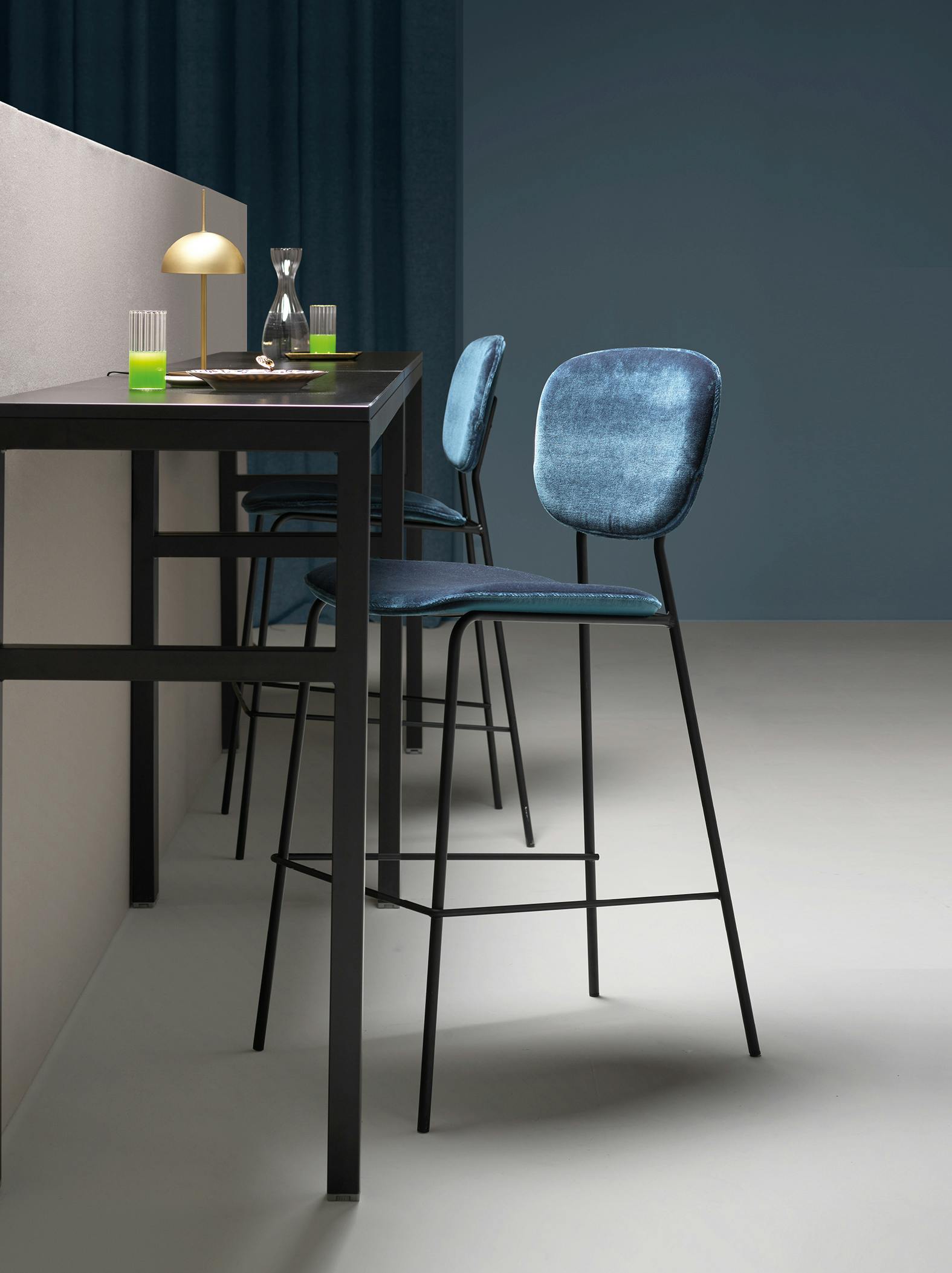 olga-stool-02