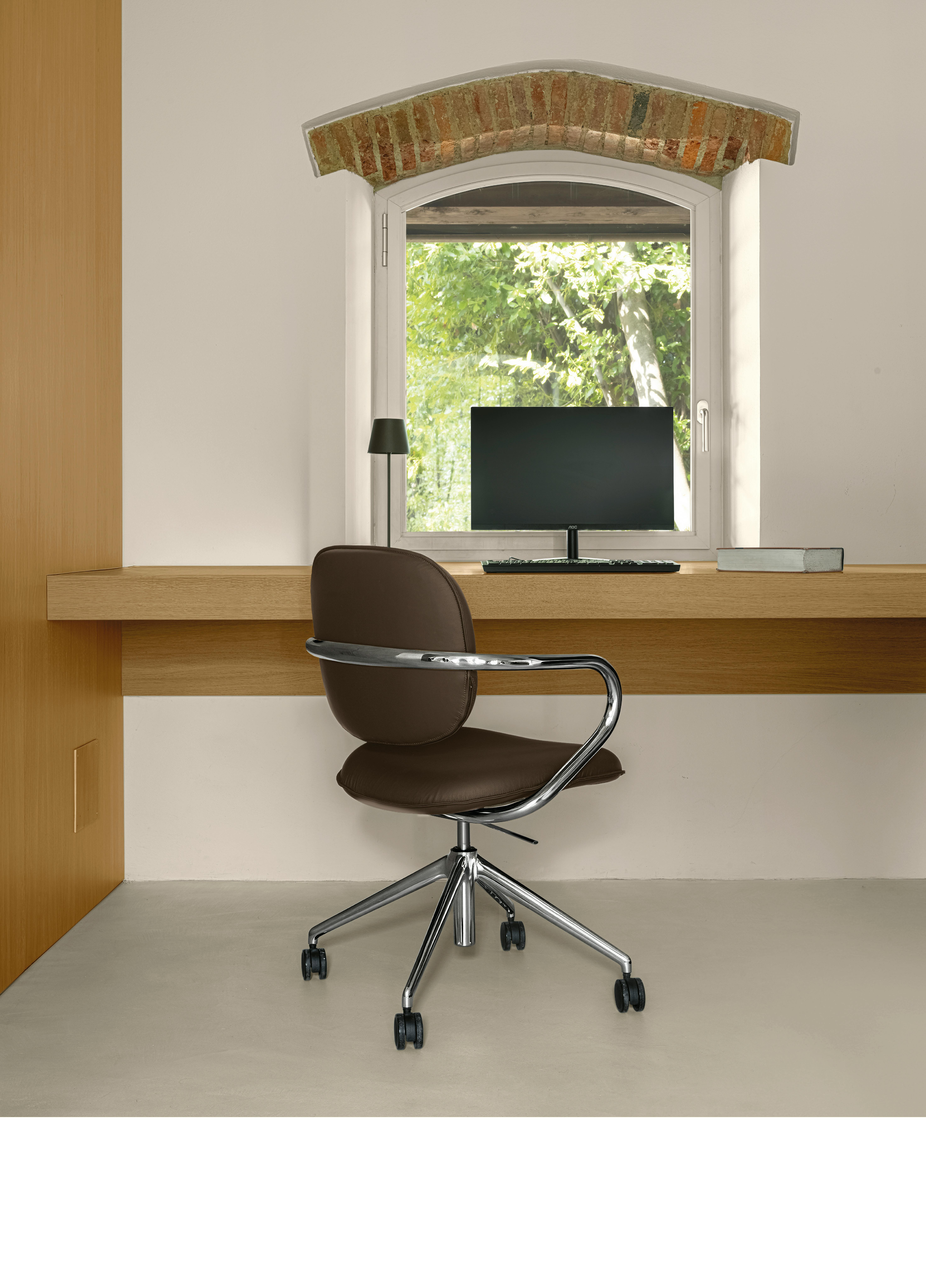 VERTICALI-AMBIENTATE-ULTRACHAIR2 VERTICALI-AMBIENTATE-ULTRACHAIR2