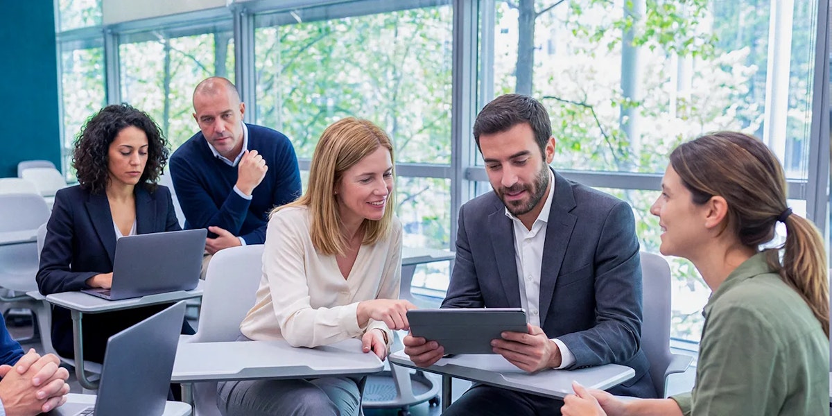 Master Leader Executive Master Leadership, Empowerment & Change Management