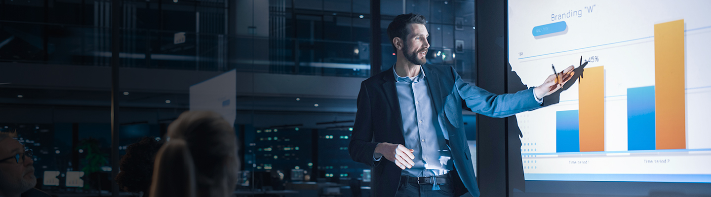 Sales Representative: cosa fa, stipendio, responsabilità e competenze