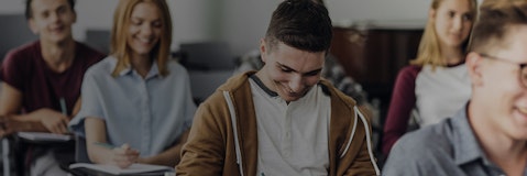 5 motivi per cui un Master Universitario può fare la differenza nella tua carriera 5 motivi per cui un Master Universitario può fare la differenza nella tua carriera
