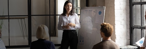 Le caratteristiche della leadership: come riconoscere un vero capo Le caratteristiche della leadership: come riconoscere un vero capo