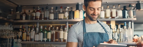 Food and Beverage Manager: cosa fa, stipendio, responsabilità e competenze Food and Beverage Manager: cosa fa, stipendio, responsabilità e competenze