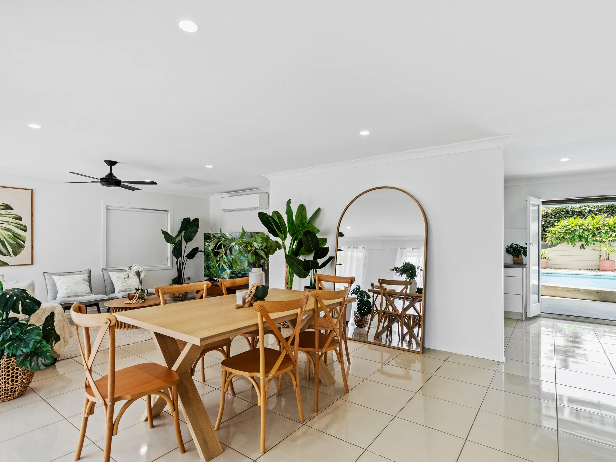dining room