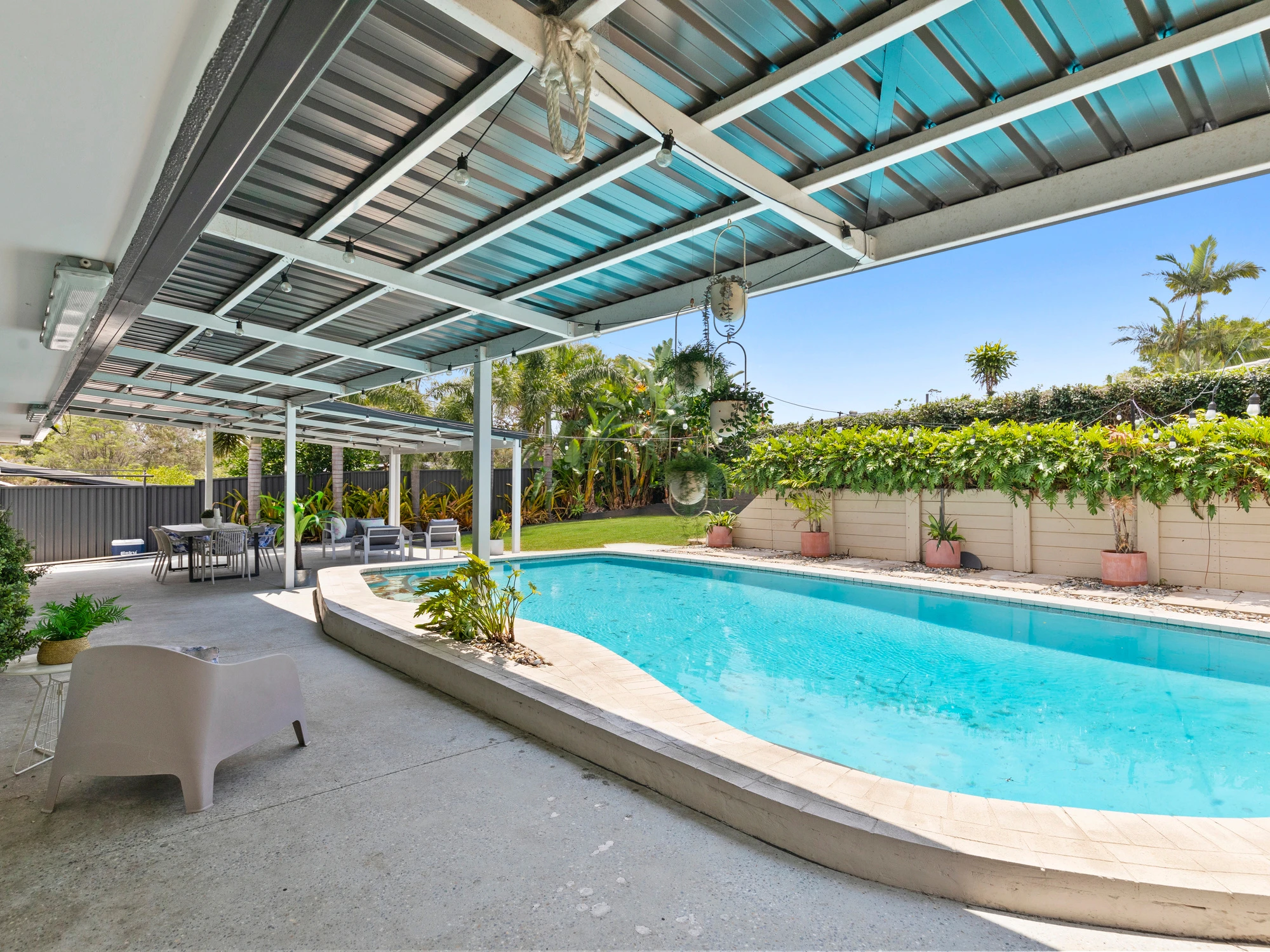 pool