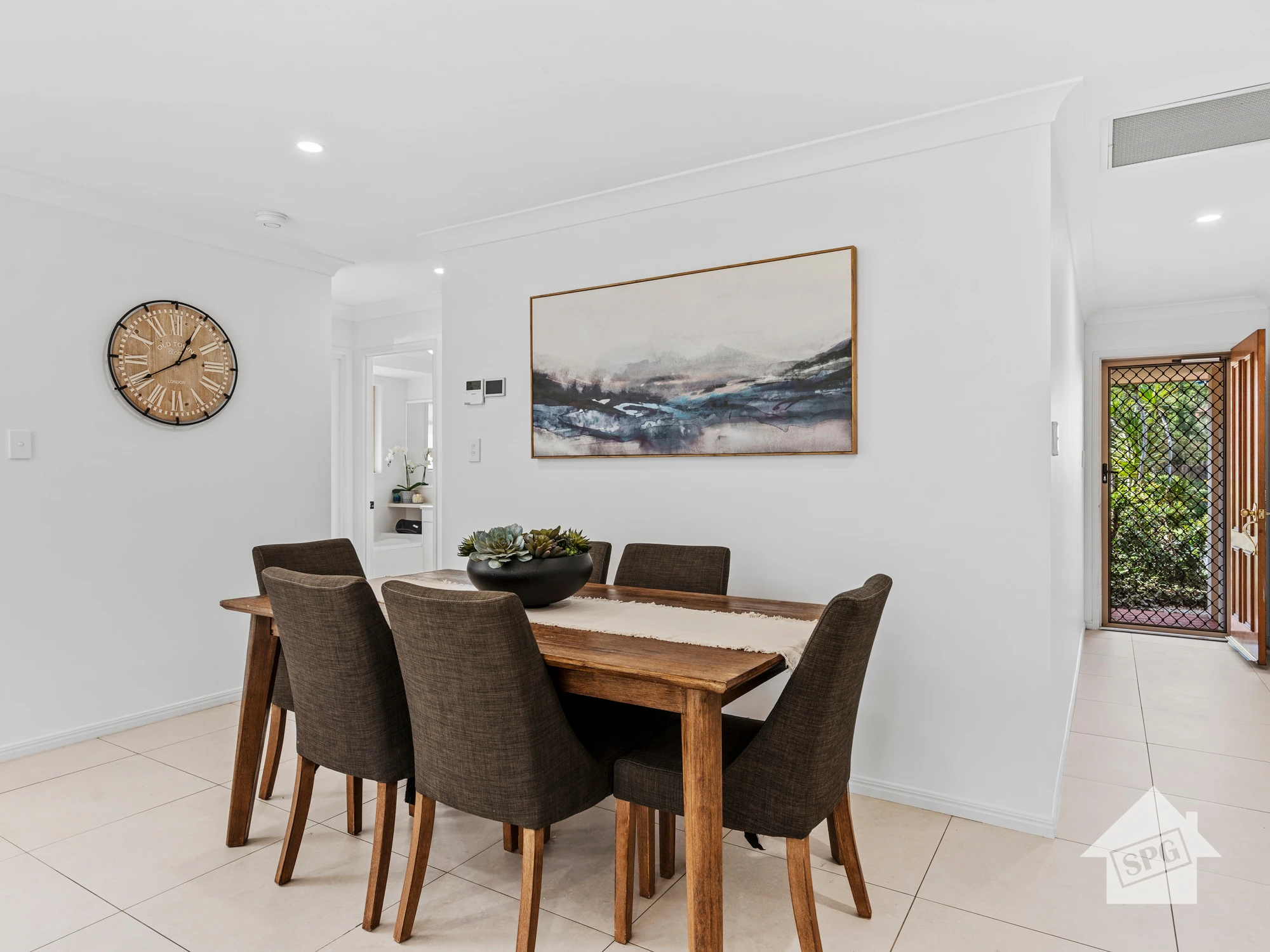dining room