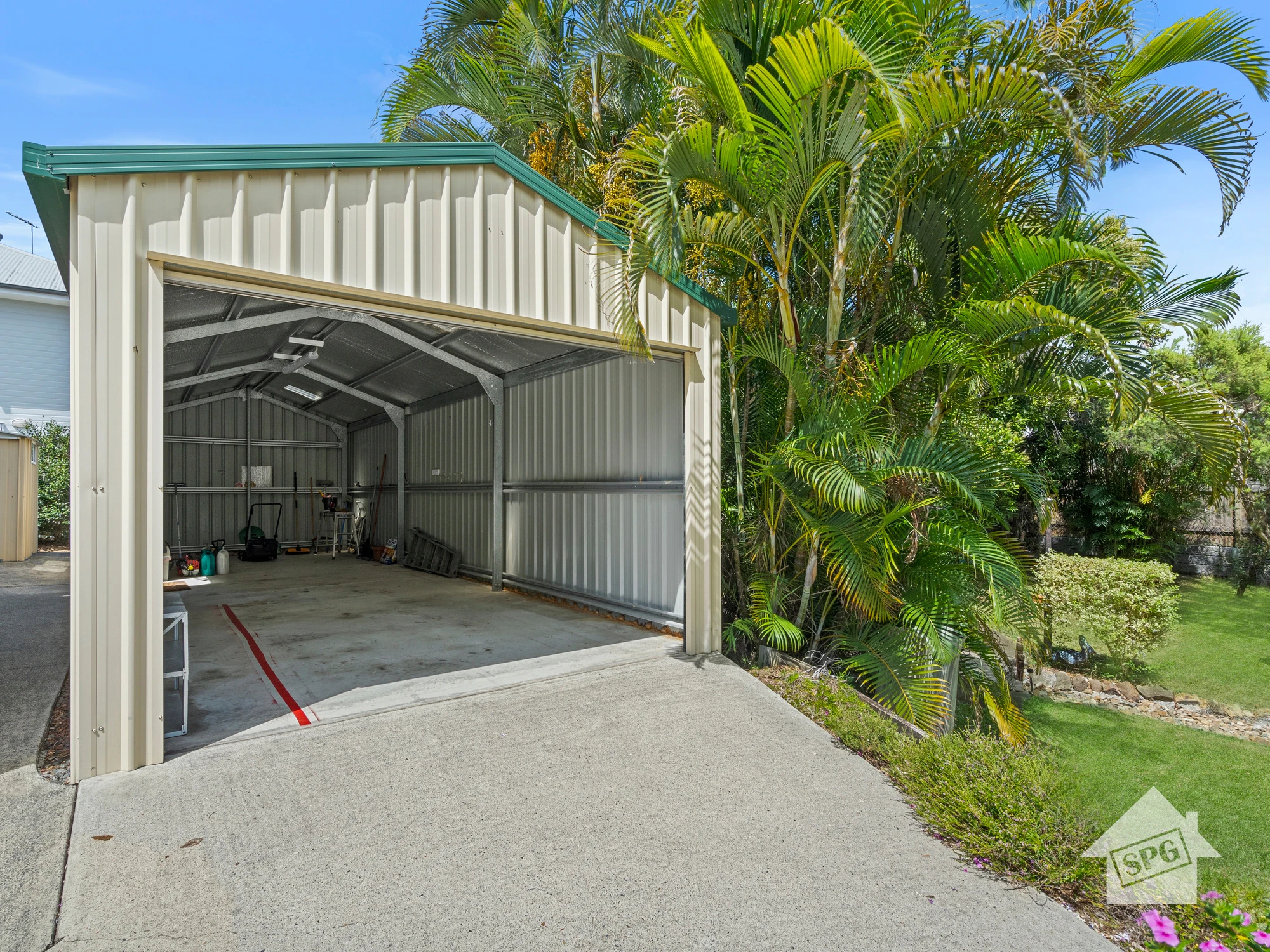 garage