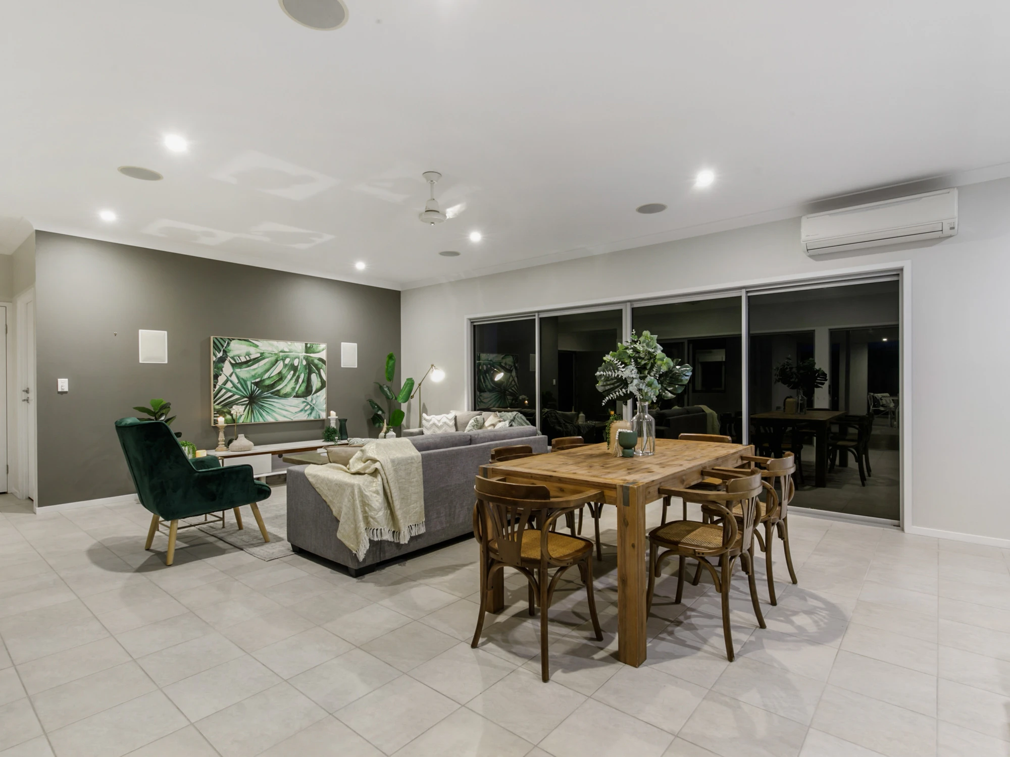 dining room