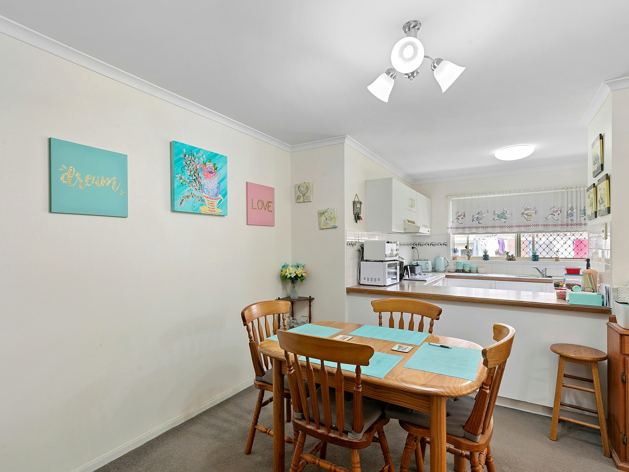 dining room