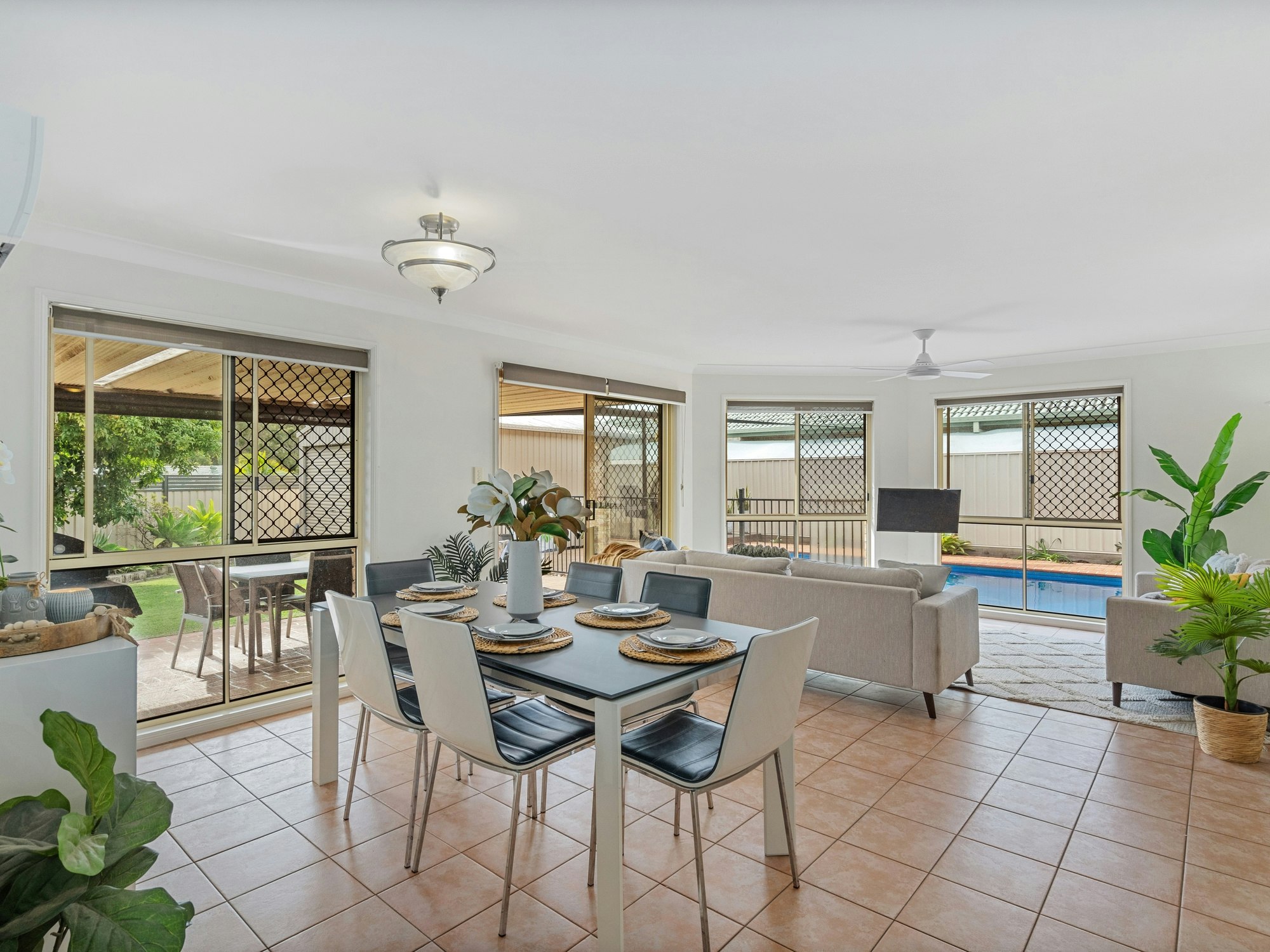 dining room