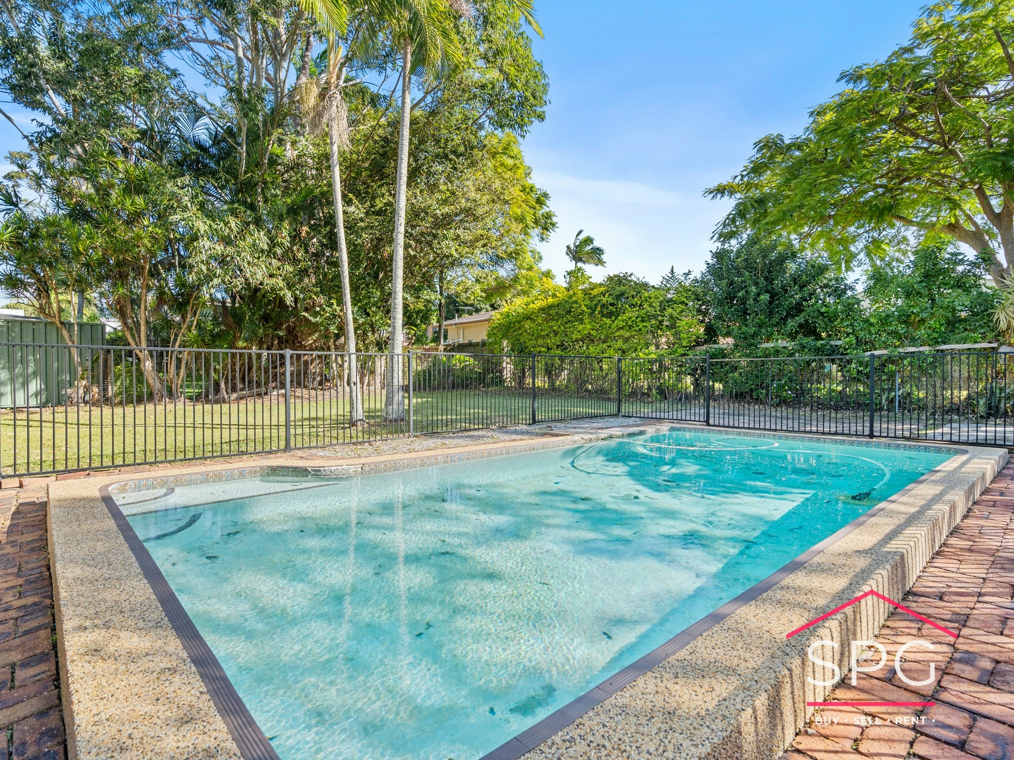 pool