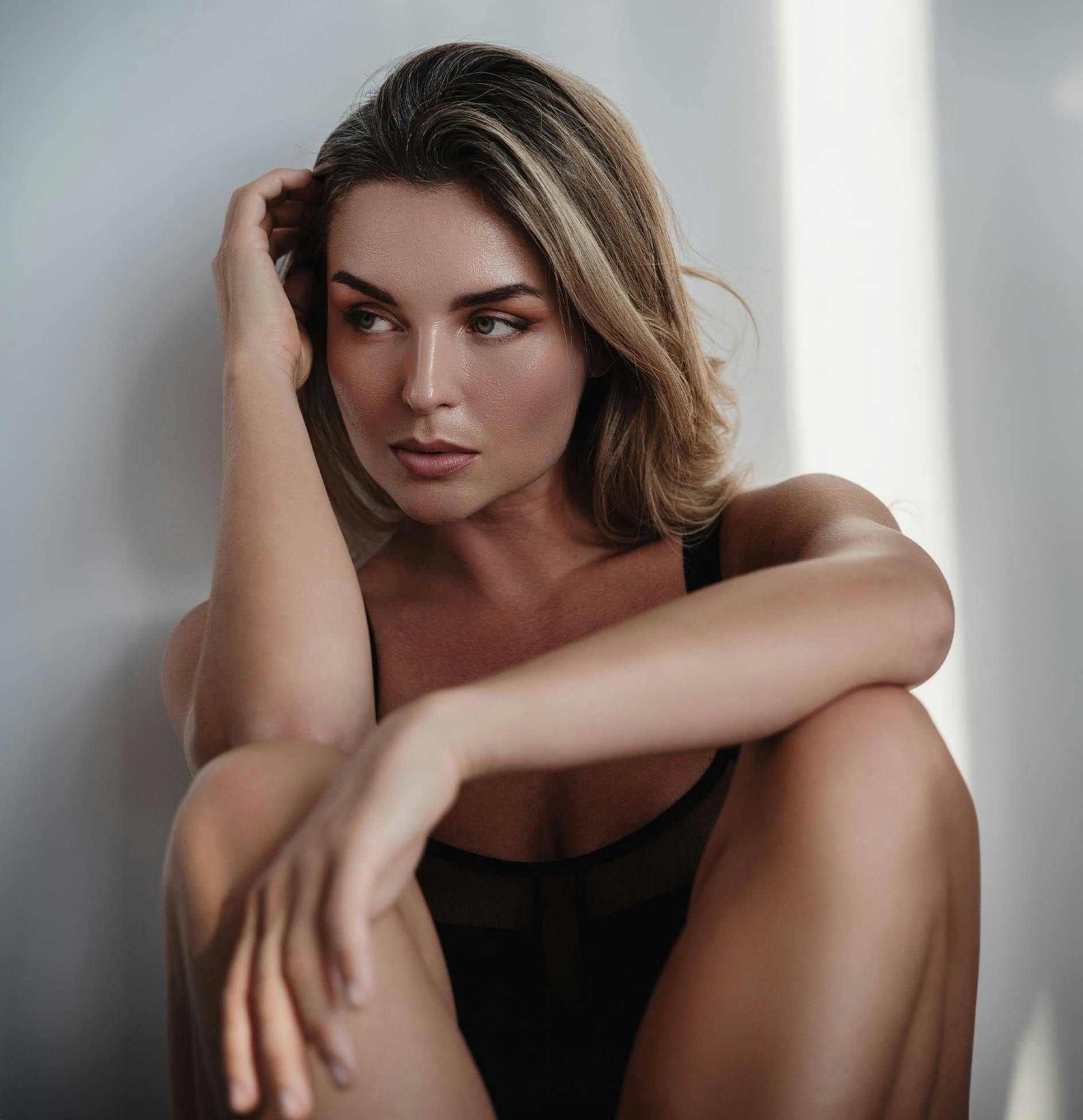 Woman sitting on the floor