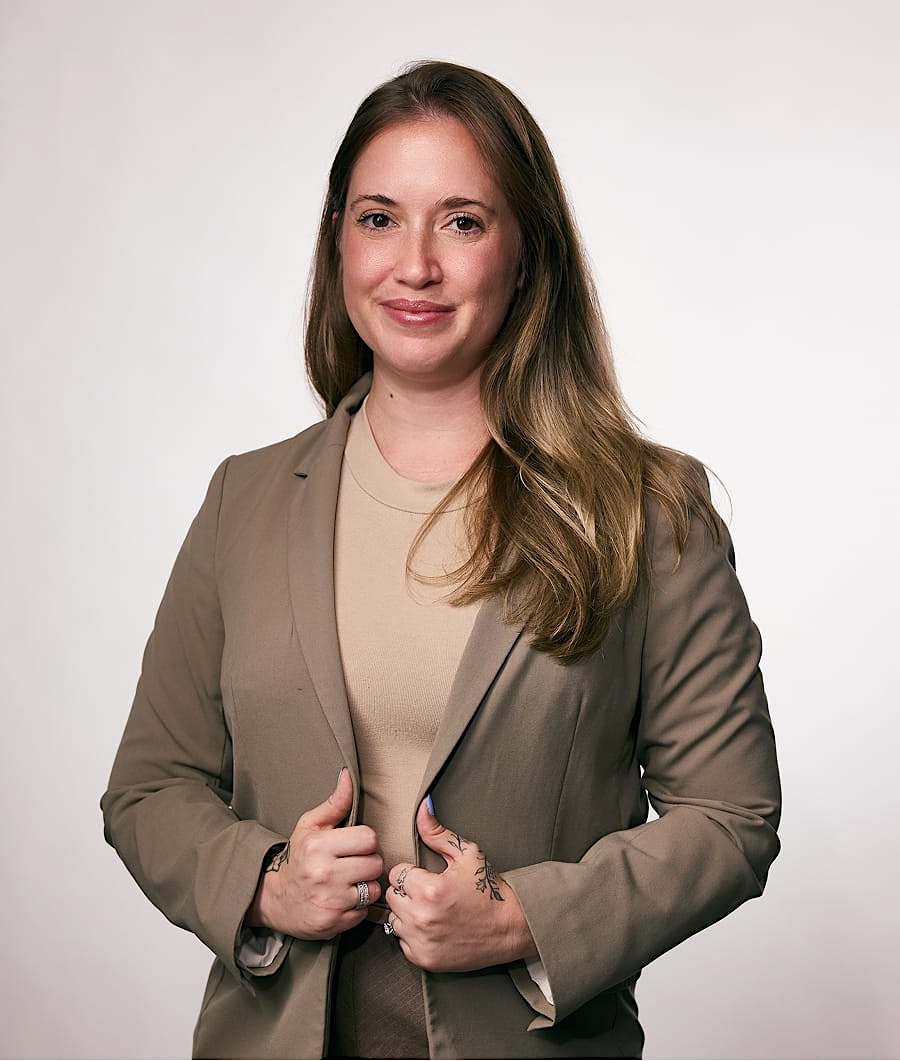 Johanna Simpson | Kwartler Manus