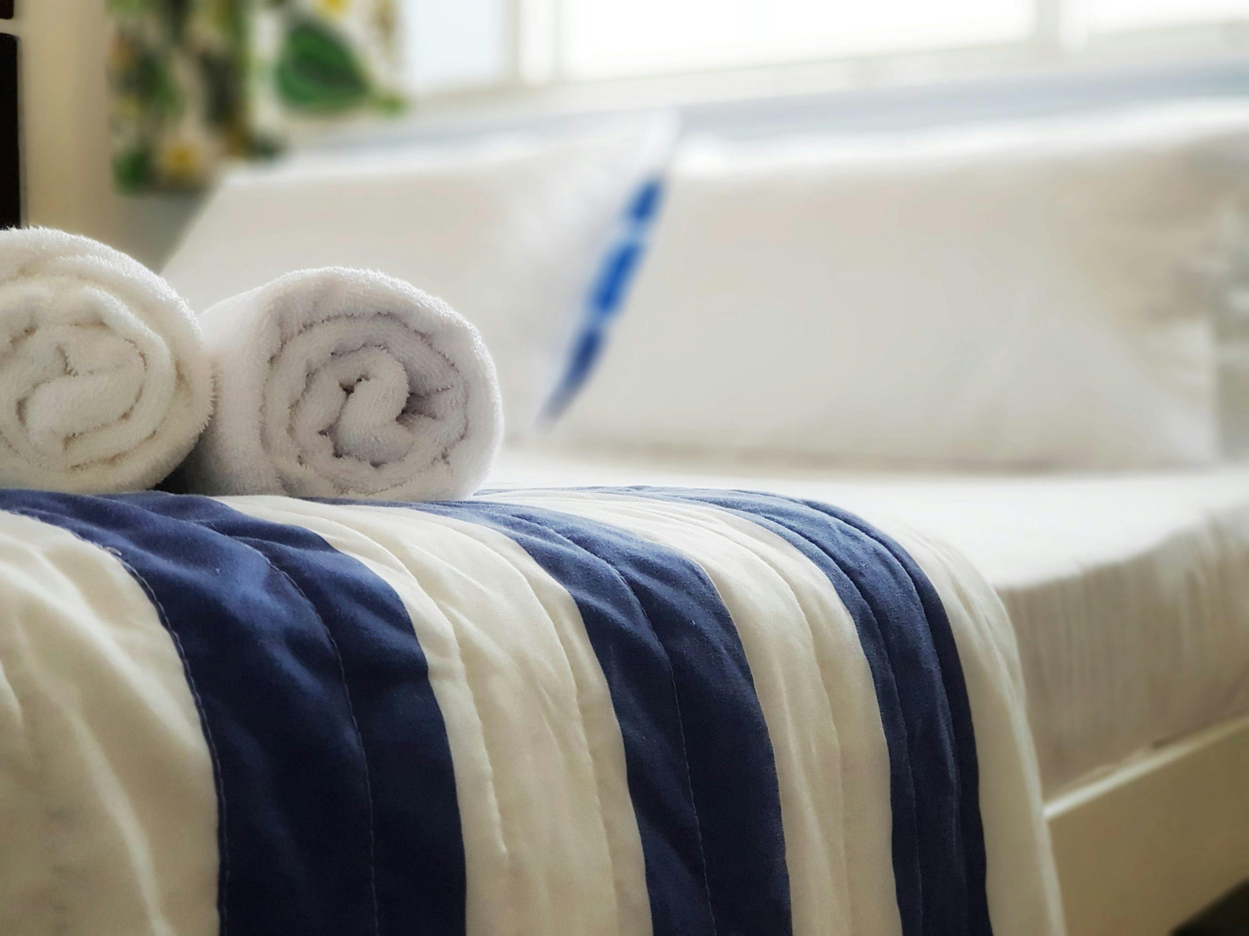 What to Do Following an Injury Caused By Faulty Furniture at a Philadelphia Airbnb