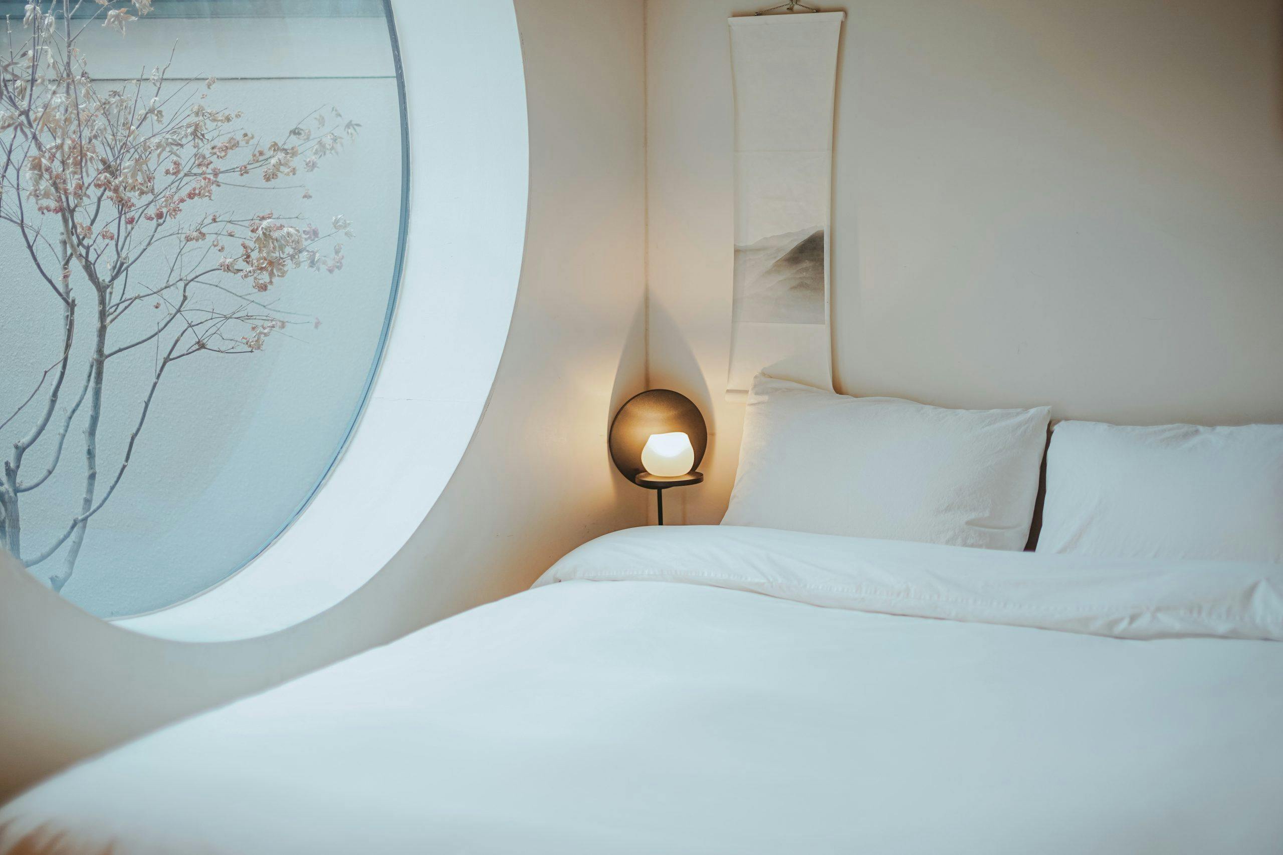 Why a Lawyer Matters After an Airbnb Faulty Furniture Accident