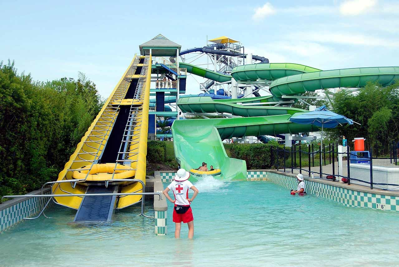 Father Dies From Water Park Drowning