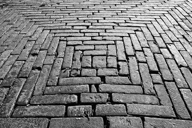 What Responsibilities Do Property Owners Have to Prevent Slip and Fall Accidents?