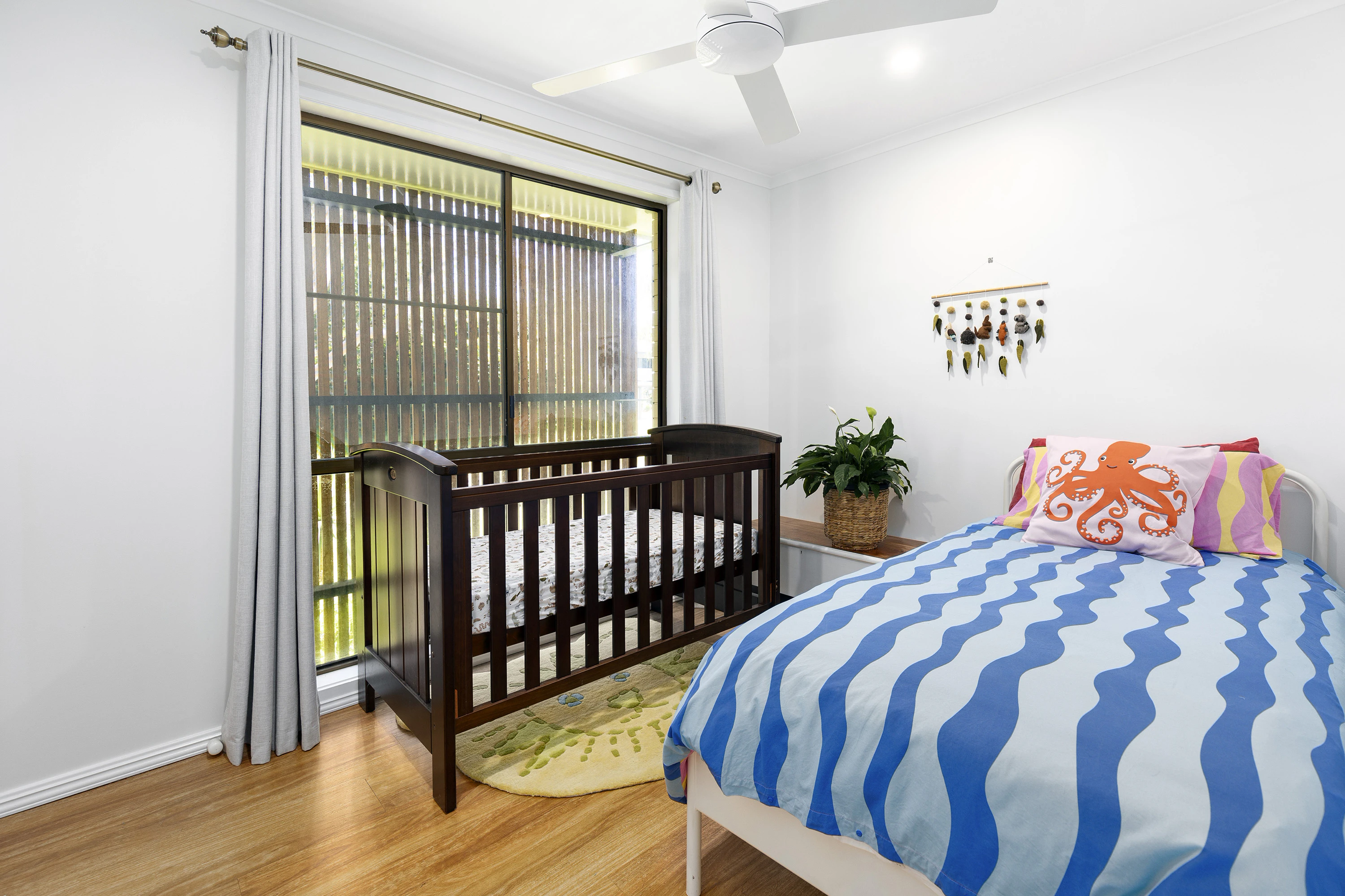 crib