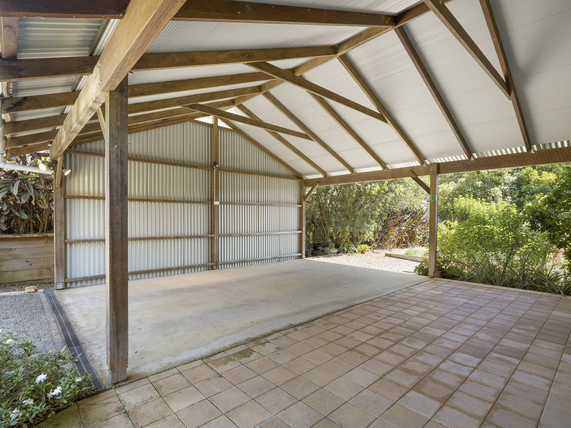 garage