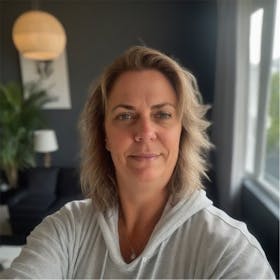 Angela Morland