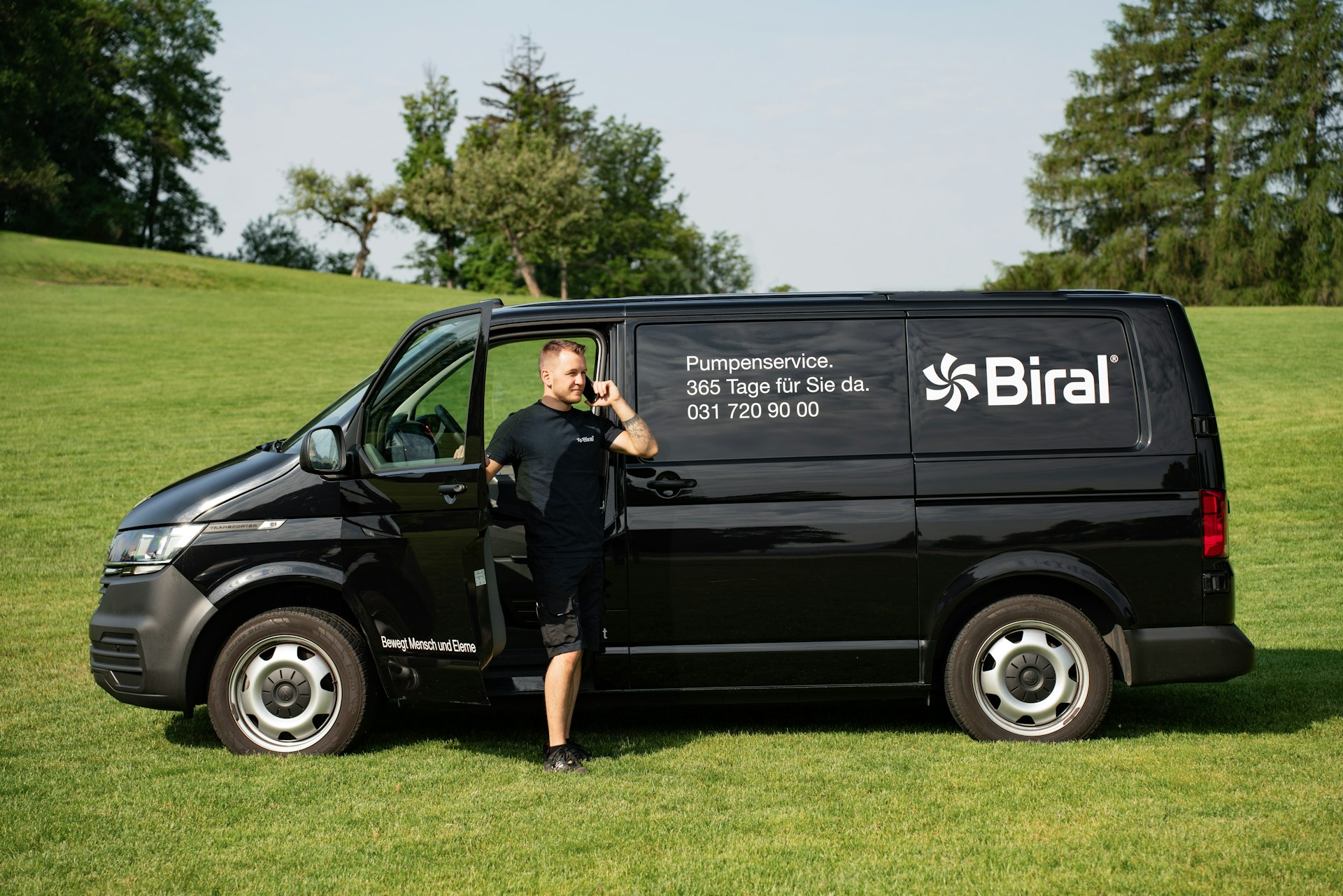 Biral Servicefahrzeug mit der Aufschrift Pumpenservice