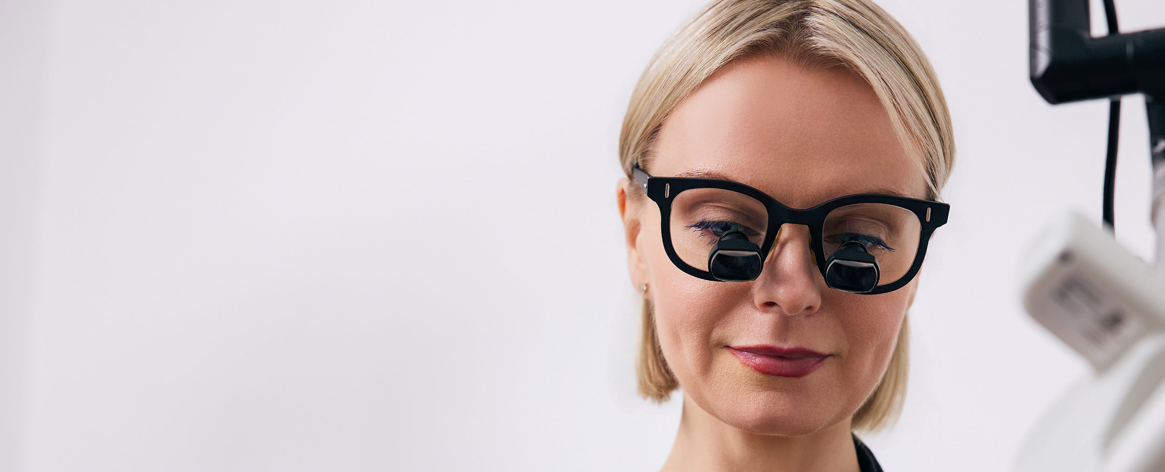 Upper Eyelid Surgery in NYC | Upper Blepharoplasty | Dr. Anna Ginter