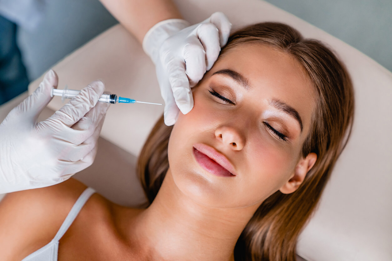 Rousso Adams Facial Plastic Surgery Blog | Botox or Facelift: Which is Better for Treating Wrinkles?