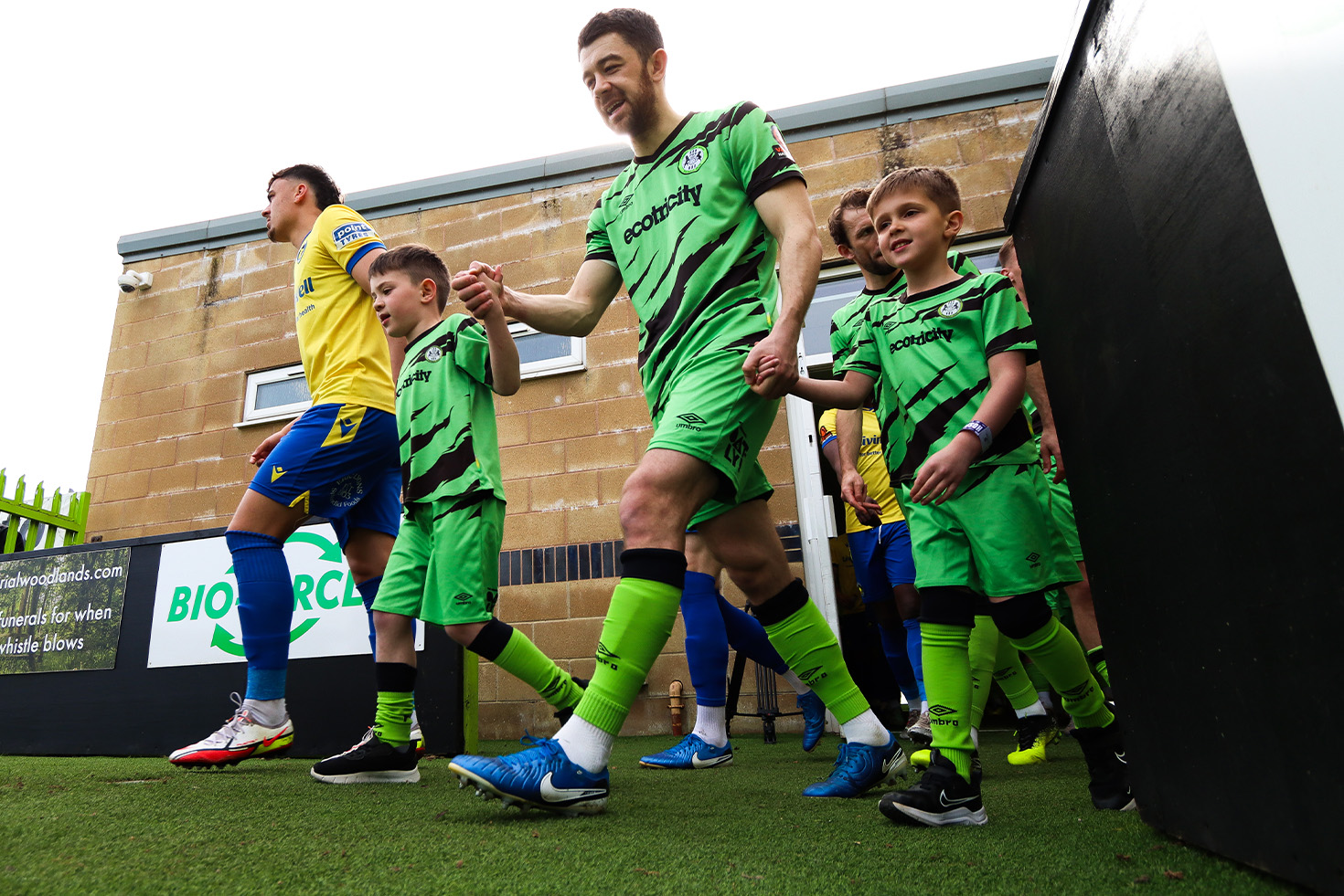 Easter Monday Mascot Experience – Limited Offer!